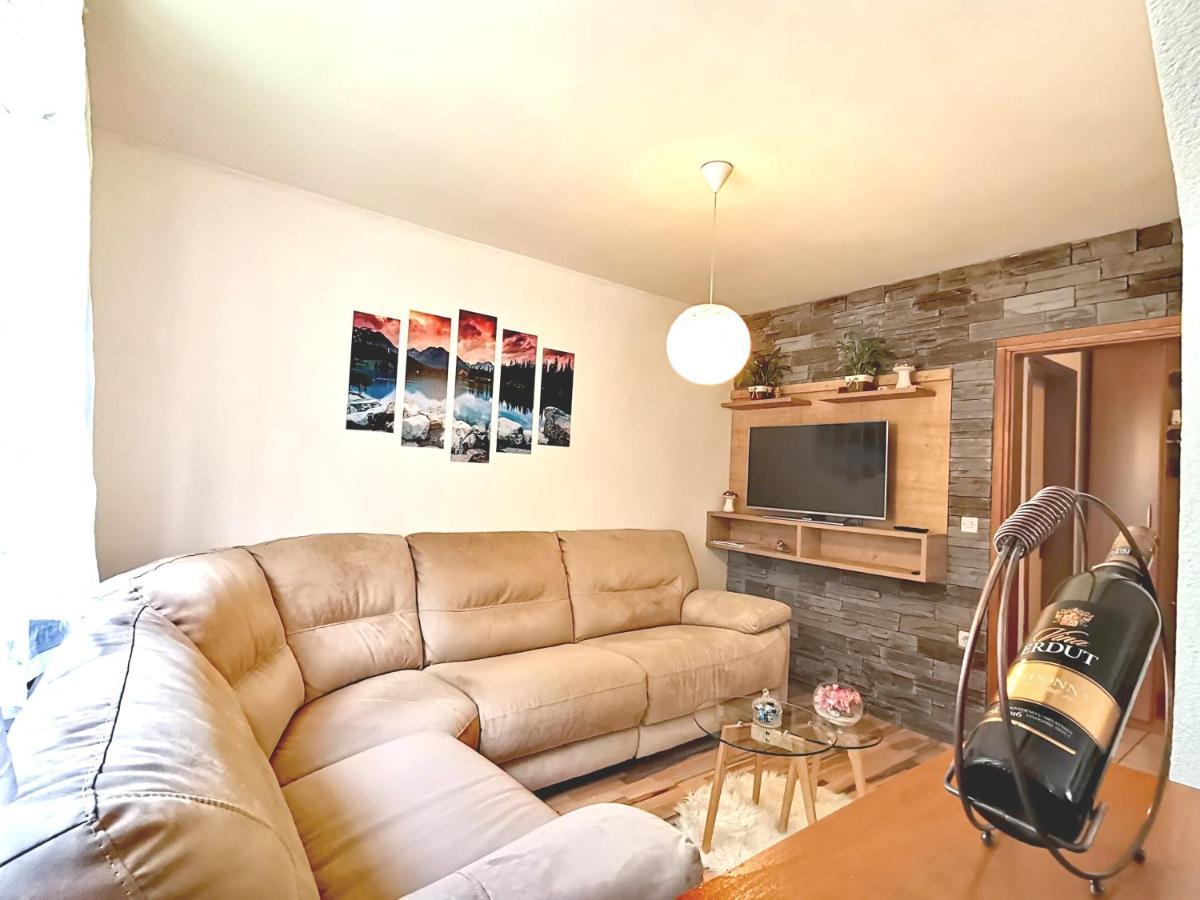 Apartman Sunny Lika Gospic Ngoại thất bức ảnh